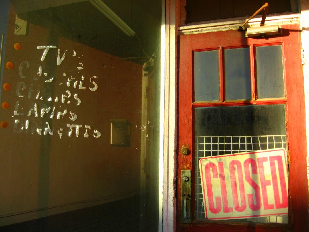 abandoned storefront in Lima by Michelle Cole
